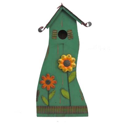 China Europe Spring Wooden and Metal Roof Bird Houses for Wooden Bird House Nesting Garden Decoration for sale