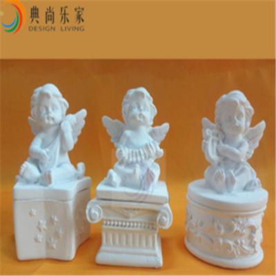 China Europe Angel Statue Polyresin Figurine White Made To Order for sale