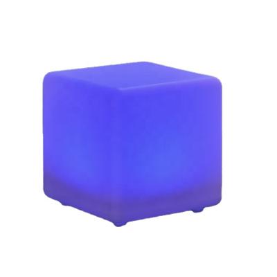 China New Type Home Bar Chair Furniture PE Cube 40CM LED Low Price Plastic Light for sale