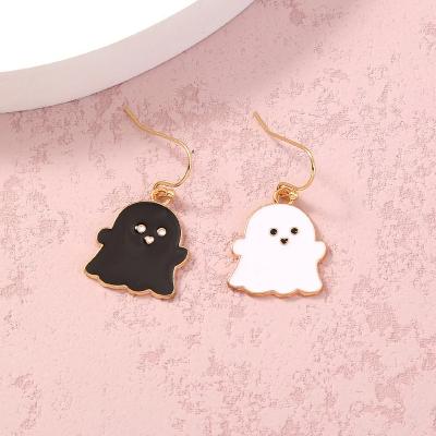 China Fashionable Cute Bat Skeleton Black Ghost Personality Hiphop 2021 Halloween Earrings White Enamel Drop Dangle Earrings Jewelry Wholesale for sale