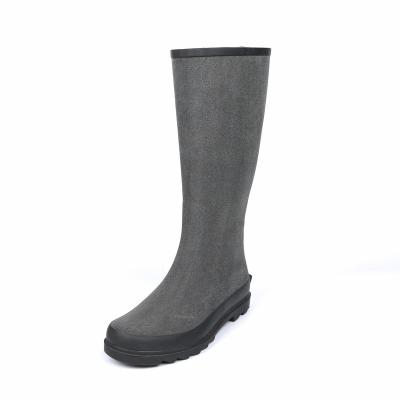 China Anti-Slip Waterproof Warm Material Rain Boots Men Diving Fishing Boots for sale