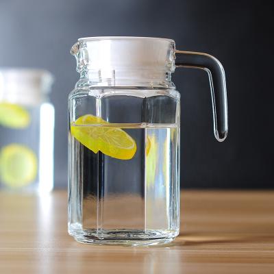 China Sustainable Clear Glass Drinking Ware 0.5L Glass Beer Jugs For Juice And Water for sale