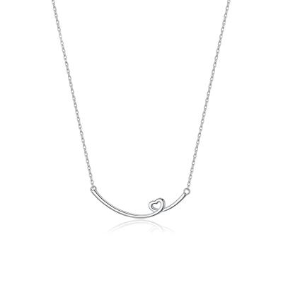 China Fashion S925 Elegant Necklace Charming Simple Silver Heart Plated Beautiful Platinum Girls Necklace for sale