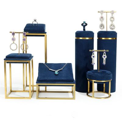 China Durable Luxury High End Metal Jewelry Display Props Full Set Jewelry Displayed Racks for sale