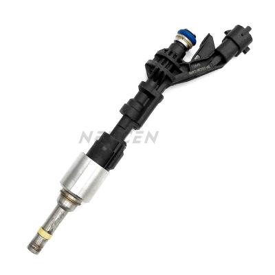 China Brand New High Quality Engine Parts OEM 0261500105 Fuel Injector 8W93-9F593-AD Nozzle For Jaguar F-TYPE XF XK Landrover Discovery 5.0L LR4 for sale