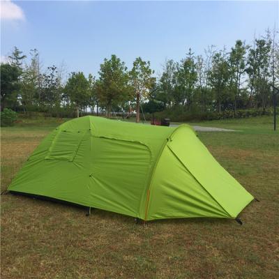 China Hot Selling Double Layers 4-5 Person Waterproof Outdoor Camping Tent Family Camping Tent Party Tent(HT6028) for sale