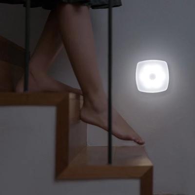 China Newest fashion modern style beautiful factory simple design light night light for sale