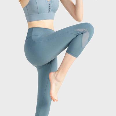 China New Fashion Solid Color Breathable Mesh Breathable Capri Womens Gym High Elastic Gaiters for sale