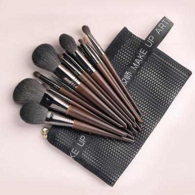 China Angular Blush Wooden Handle Makeup Brush Set High Quality Eyeshadow Make Up Brush Goat Hair Kit For Makeup Set Blending Brushes for sale