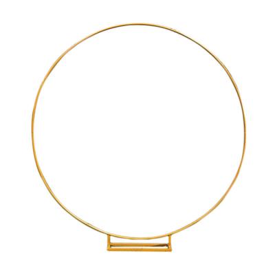 China Wedding Occasion Round Centerpiece Circle Balloon Arch Metal Gold Flower Stand Wedding Backdrop Decoration for sale