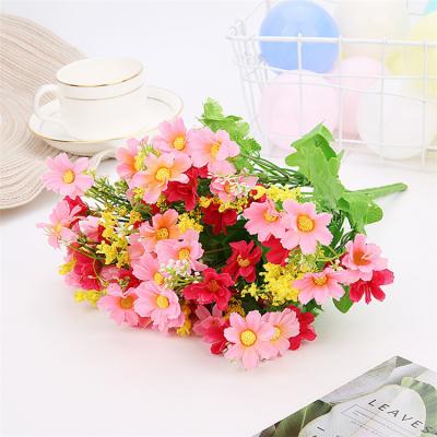 China Wholesale Wedding Party Event Decoration Little Daisy Silk Flower Artificial Flowers Chrysanthus Bouquet for Garden Background Decor for sale