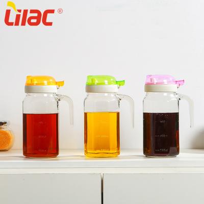 China Running Freshness Retention Lilac Kitchen Oil Jar Dispenser Glass Sufficient Cooking Olive Vinegar Dispensers Edible Oil Sprayer Bottle for sale