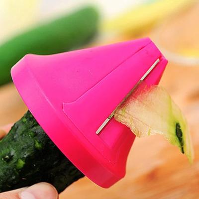 China Slicers Viable 2 Color Vegetable Plastic Spiral Shred Peeler Fruits Device Kitchen Instrument Accessories Cooking Kitchen Fruit Tool for sale