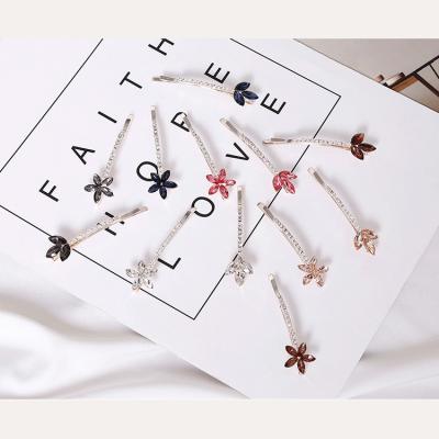 China Korean Fashion Decoration YIWU QIYUE Headwear Crystal 5 Leaf Flower Hairpin Glass Studded Word Clip Hair Accessories Hair Clips for sale