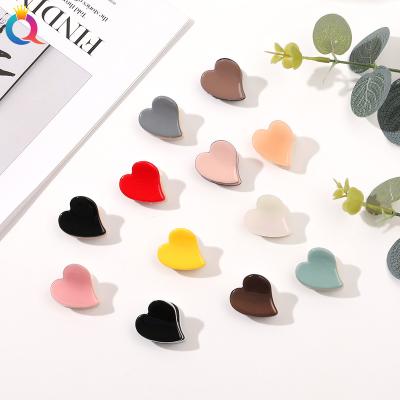 China Fashion Lover Heart Shape Hair Claw Clip Mini Size Hairgrip For Kid Children Hair Accessories for sale