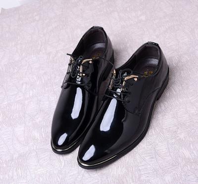 China Cheap price china wholesale fashion men fashion flat casual men low heel stylish shoes for sale