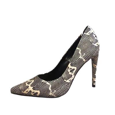 China Anti-Smell Ladies Snakeskin PU Spike High Heel Pumps High Fashion Dinner Party High Heel Shoes for sale