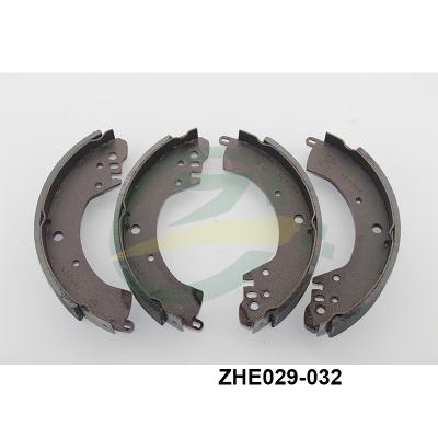 China Metal car rear brake shoes for for SGMW Chevrolet wuling n200 n300 minivan for sale