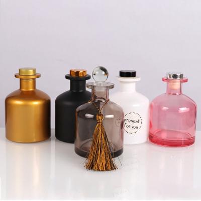 China Wholesale Custom Luxury Aroma Essential Oil Glass Reed Diffuser Bottle Eco-friendly Aroma Essential Oil Diffuser Bottle 50ml 100ml 150ml 200ml for sale