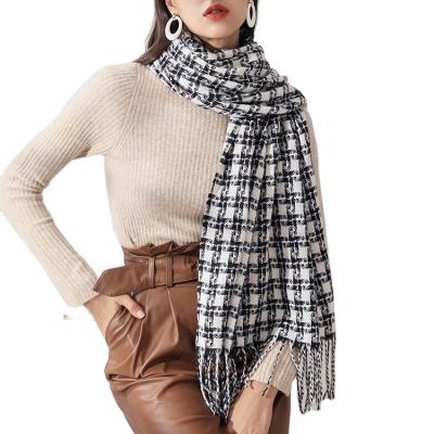 China 2022 Brand Designers Checked Cashmere Ladies Feel Warm Wraps Wholesale Classic Colorful Shawls Women's Winter Plaid Scarf for sale