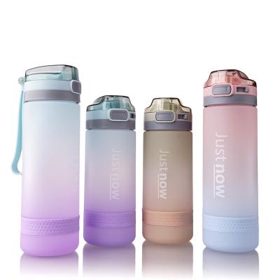 China Viable sports plastic water bottle 500ml logo customization colorful paint drink bottle with gradient color gym bottle for sale