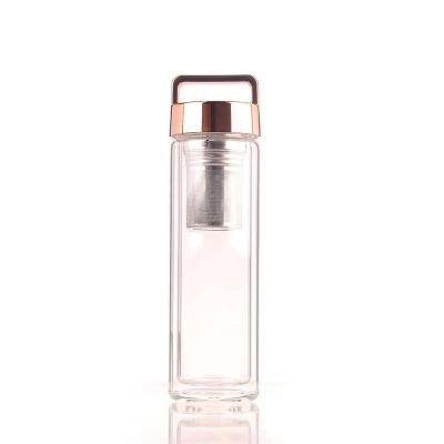 China Durable Unbreakable 400ml Double Wall Thick Bottom Glass Crystal Clear Drink Bottle With Tea Strainer for sale