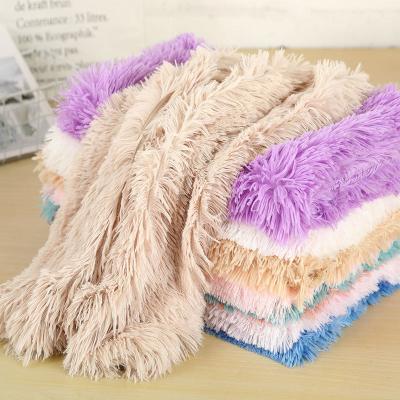 China Wholesale New Design Breathable Pet Blankets Cushion Thickened Autumn Winter Warm-Keeping Soft Cat Dog Blanket for sale