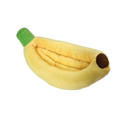 China Sustainable Hot Sale Banana Design Dog Couch Warm Dog Bed Cave Durable Eco Friendly Dog Beds for sale