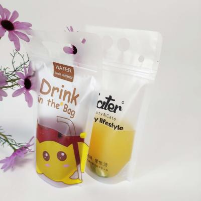 China Portable Juicy Barrier Beverage Bags With Resealable Plastic Straw Upgraded Stand Up Drink Container Zipper Beverage Pouches for sale