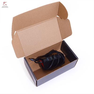 中国 Corrugated Cardboard Shipping Boxes Customized to Meet Your Requirements / Custom Socket Packaging 販売のため