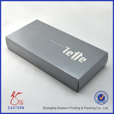 China El SGS de encargo de Logo Printed Luxury Silver aprueba la caja de papel 300gsm de Macaron en venta