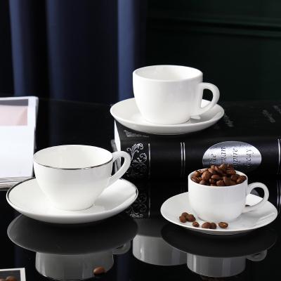 China Custom Logo Bone China Classic Cafe Koffiebottels Wit Keramische Koffiebottel Te koop