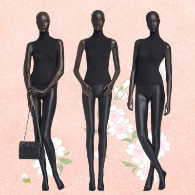 China Fashion Window Display Mannequins With Rotative Wooden Arms 3D Printing Service With Recyclable  Material for sale