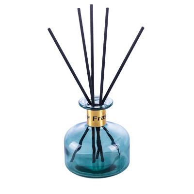 China Luxury Empty Glass Diffuser Bottle 250ml Perfume Diffuser Essential Oil Glass Home Aromatherapy Bottle for sale