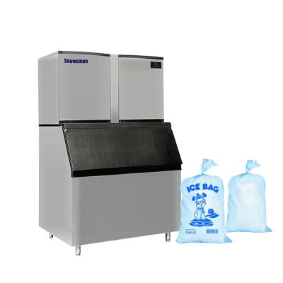 中国 1.One key cleaning system. 2.Aautomatic self-inspection. Commercial Large Cube Ice Maker 1000kg Per Day Vertical Used Ice Machine For Hotel 販売のため