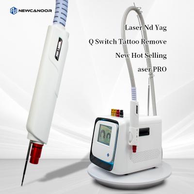 China Equipo de eliminación de tatuajes con láser de picosegundos 800W/1200W en venta