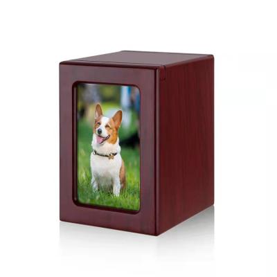 China Sustainable Factory Wholesale High Quality Burial Supplies Eco-friendly Wooden Urn Pet Urns Urn For Ashes for sale