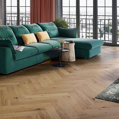 China Modern Exterior Wear Resistant Unfinished Herringbone Solid Parquet Flooring 15 Days Delivery AC5 for sale