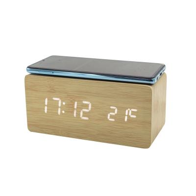 China Mobile Wholesale Item Multifunction Wooden 2IN1 Wireless Charger With Led Digital Alarm Clock for sale