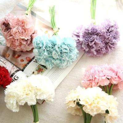 China Wedding& Home& Desktop Decoration Flower Plants 2021 New Silk Carnation Flower Group Artificial Cloth Bouquet Mother's Day Decoration Gift for sale