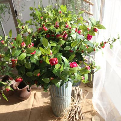 China Wedding& Home& Desktop Decoration Flower Plants 2022 Unique Design Artificial Flower Long Branch Camellia Rose Flower for sale