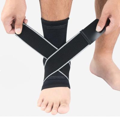 China Elastic ankle pads soporte de tobillo de tobillera ankle guard men breathable support brace ankle socks for sale