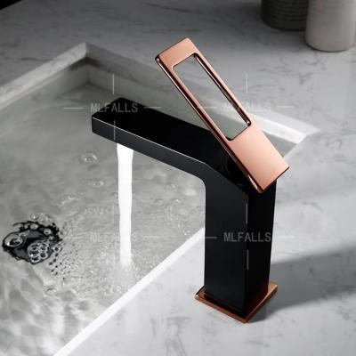 China New Black Hot and Cold Modern Matte Basin Faucet Faucet Taps for sale