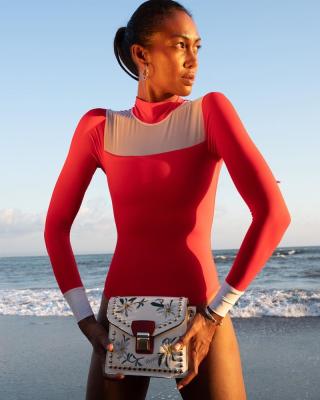 China 2021 Anti-UV New Red One Piece Long Sleeve Swimsuit Wetsuit For Women for sale