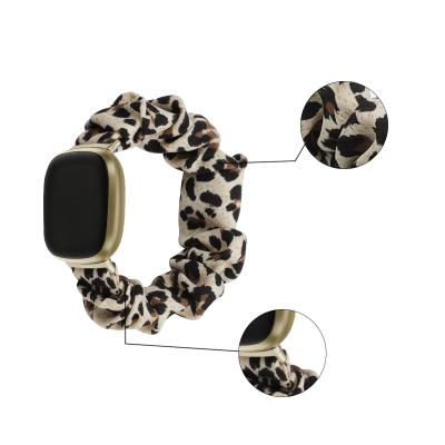 China Scrunchy Smart Polyester Garland Scrunchie Straps Bands Polyester Leopard For Fitbit Versa 3 Scrunchie Watch Strap Elastic Band 20mm for sale