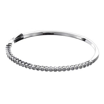 China Lead Free Fashion Bracelet Trendy Alluring Shiny Silver Crystal Bracelet for sale