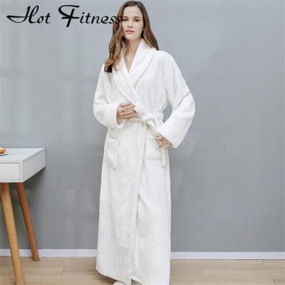 China HFSY03 Autumn winter flannel QUICK DRY nightgown long plus size thickening men and women couple pajamas bathrobe luxury striped long robe for sale