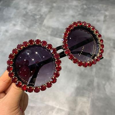 China 2021 high quality fashion round sunglasses women custom made diamond-inset around frame catwalk sunglasses for sale