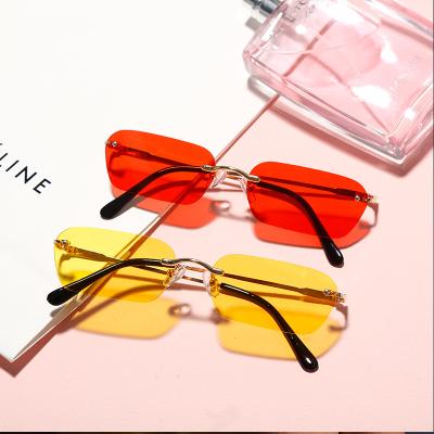 China Fashion sunglasses 2021 new small box hip hop trend sunglasses shape ocean piece candy cool sunglasses JW109 for sale