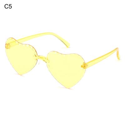 China Fashion Sunglasses 2021 Frameless Children's Heart-shaped Sunglasses New Fashion Cartoon Slip Hearts Kids Sunglasses for sale